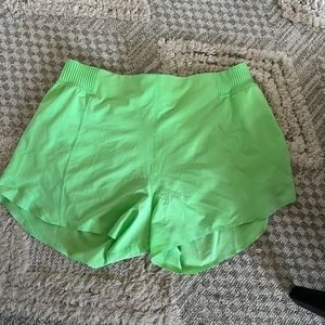 Lululemon Hotty Hot special addition shorts size 12